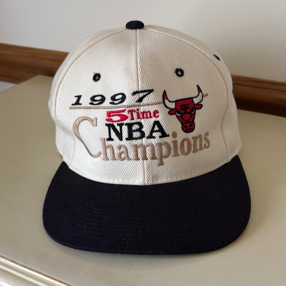 1997 5 Time NBA Champions Chicago Bulls SnapBack Hat
